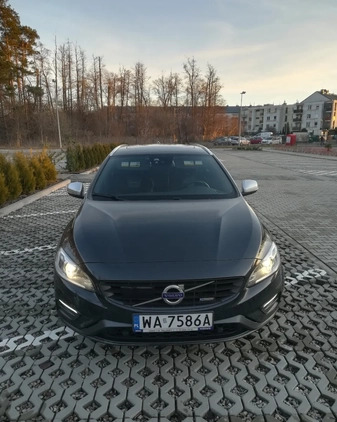 Volvo V60 cena 78900 przebieg: 117300, rok produkcji 2015 z Warszawa małe 529